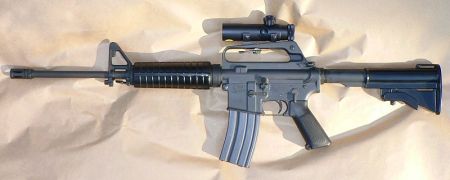 Colt AR-15 (M62/Wikimedia)